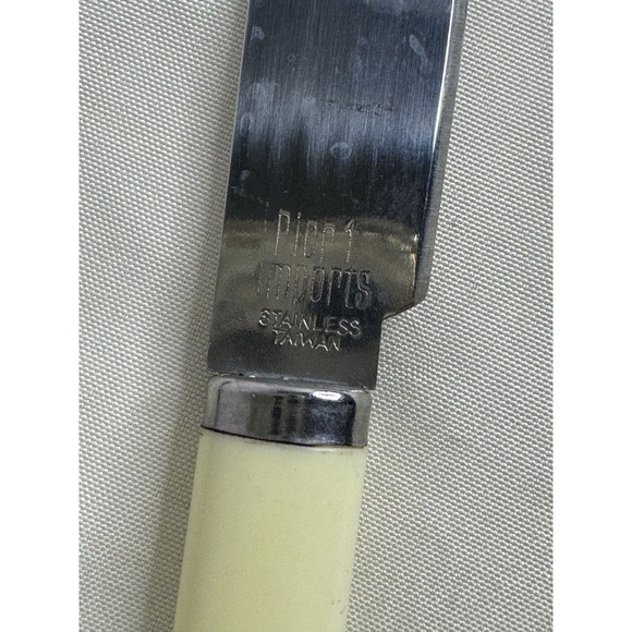 Pier 1 Imports Flatware Set 29 Pc White Handle Stainless Steel Taiwan Vintage - Picture 7 of 7